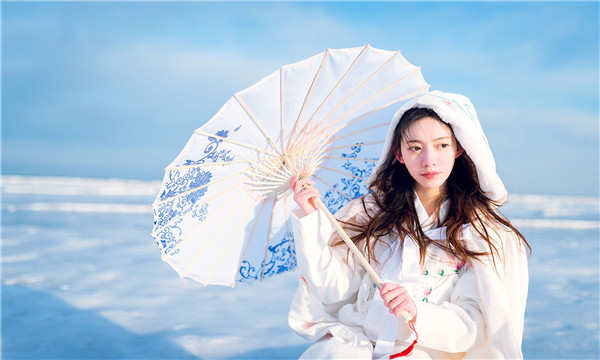 威海试管代怀生子多少钱一个？助孕之路的费用分析与方案选择